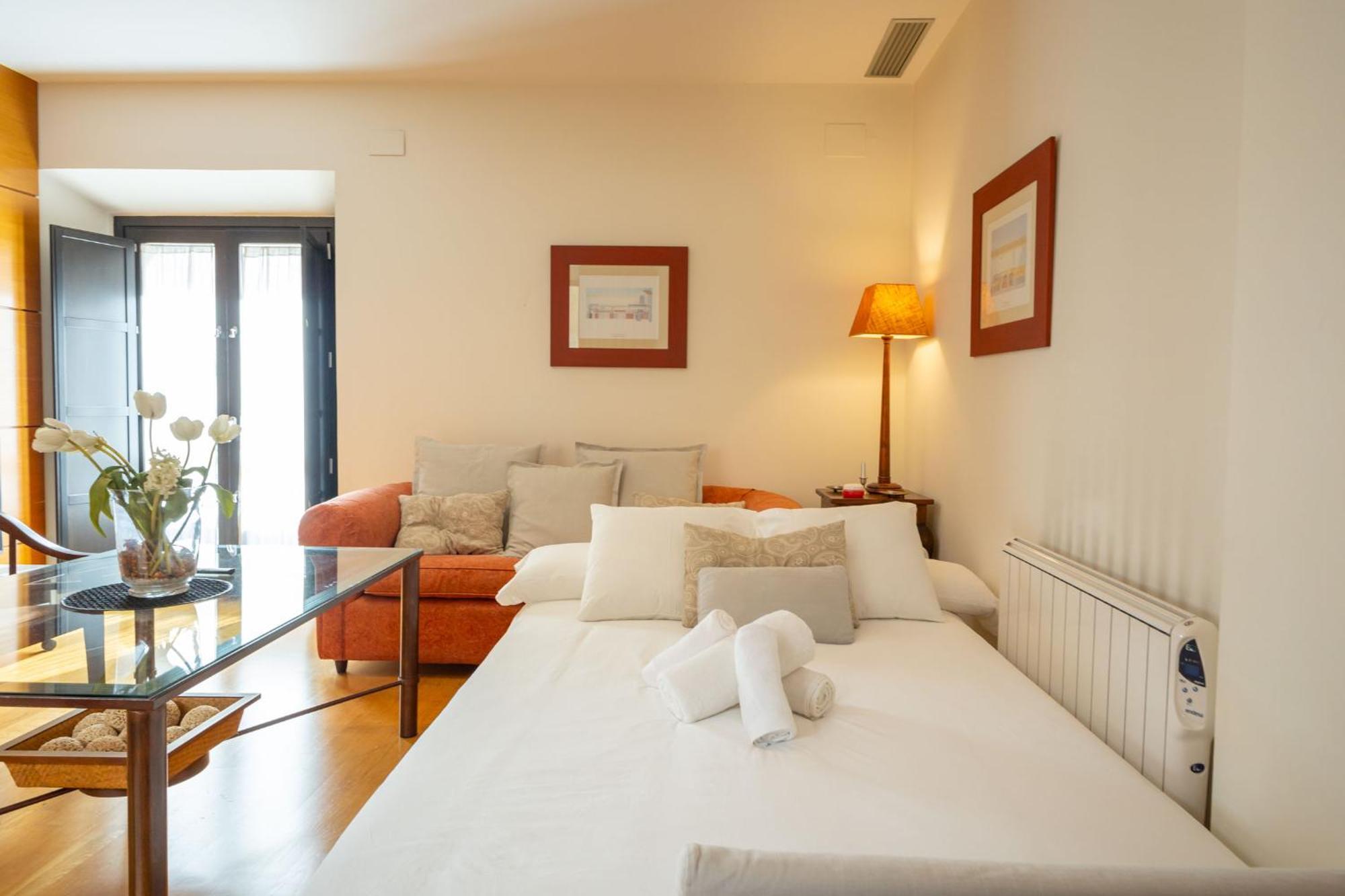 La Maestranza Charming One Or Two Bedrooms Apartments By Ocityzen Севиля Екстериор снимка