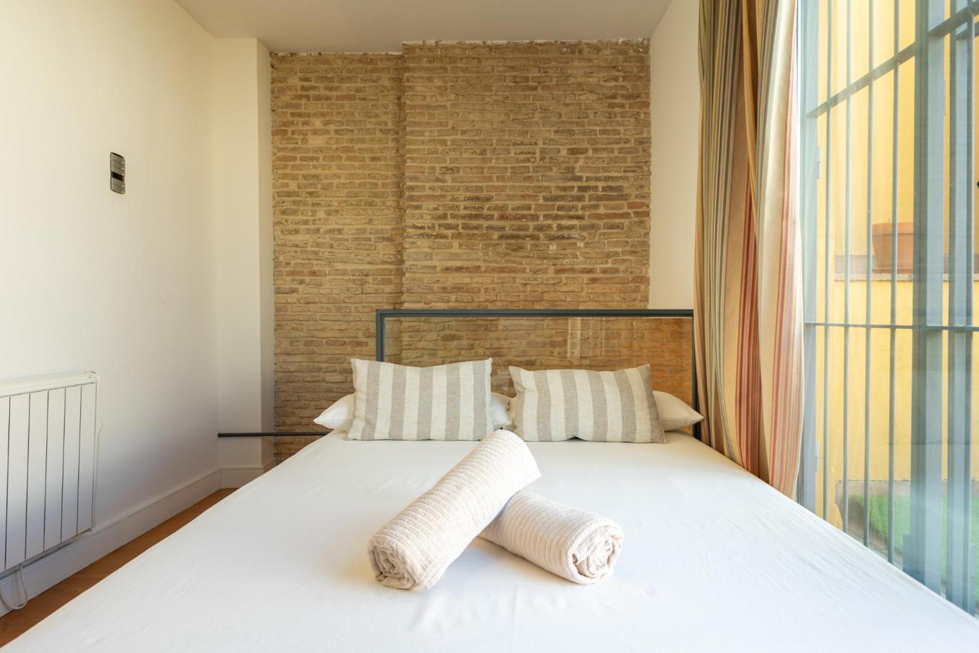 La Maestranza Charming One Or Two Bedrooms Apartments By Ocityzen Севиля Екстериор снимка
