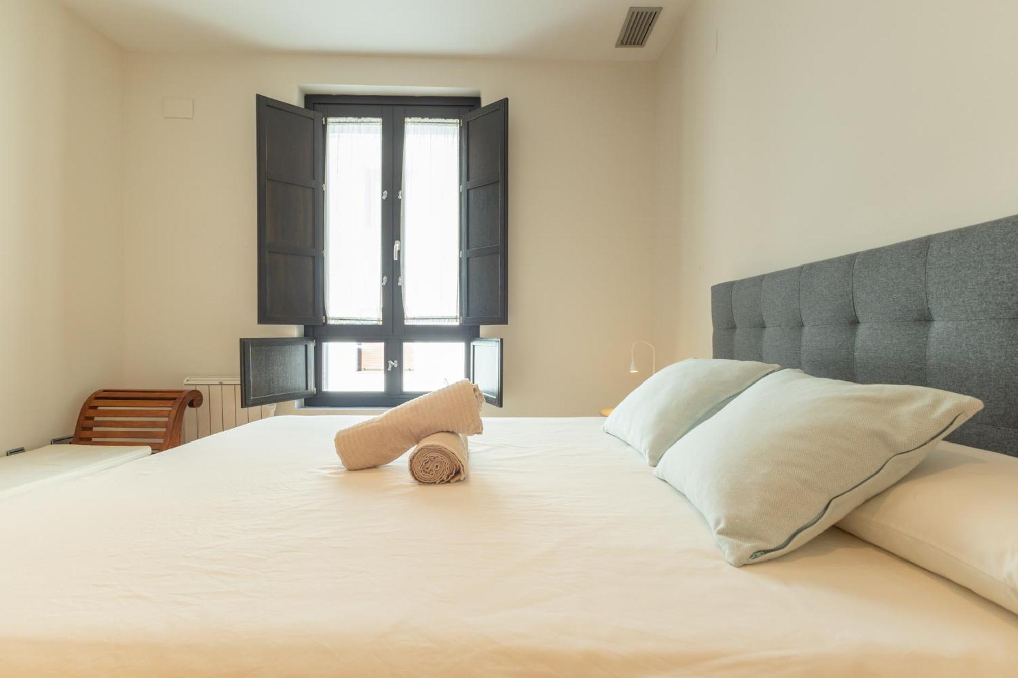 La Maestranza Charming One Or Two Bedrooms Apartments By Ocityzen Севиля Екстериор снимка